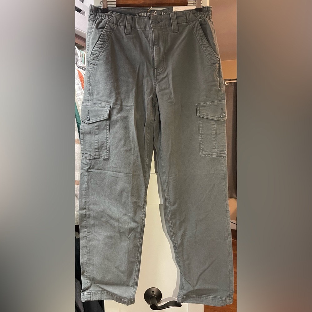 American Eagle High-Rise Straight Pants - Gray